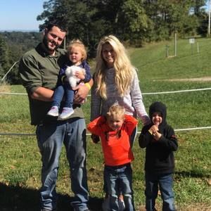 Meet your Posher, Kara